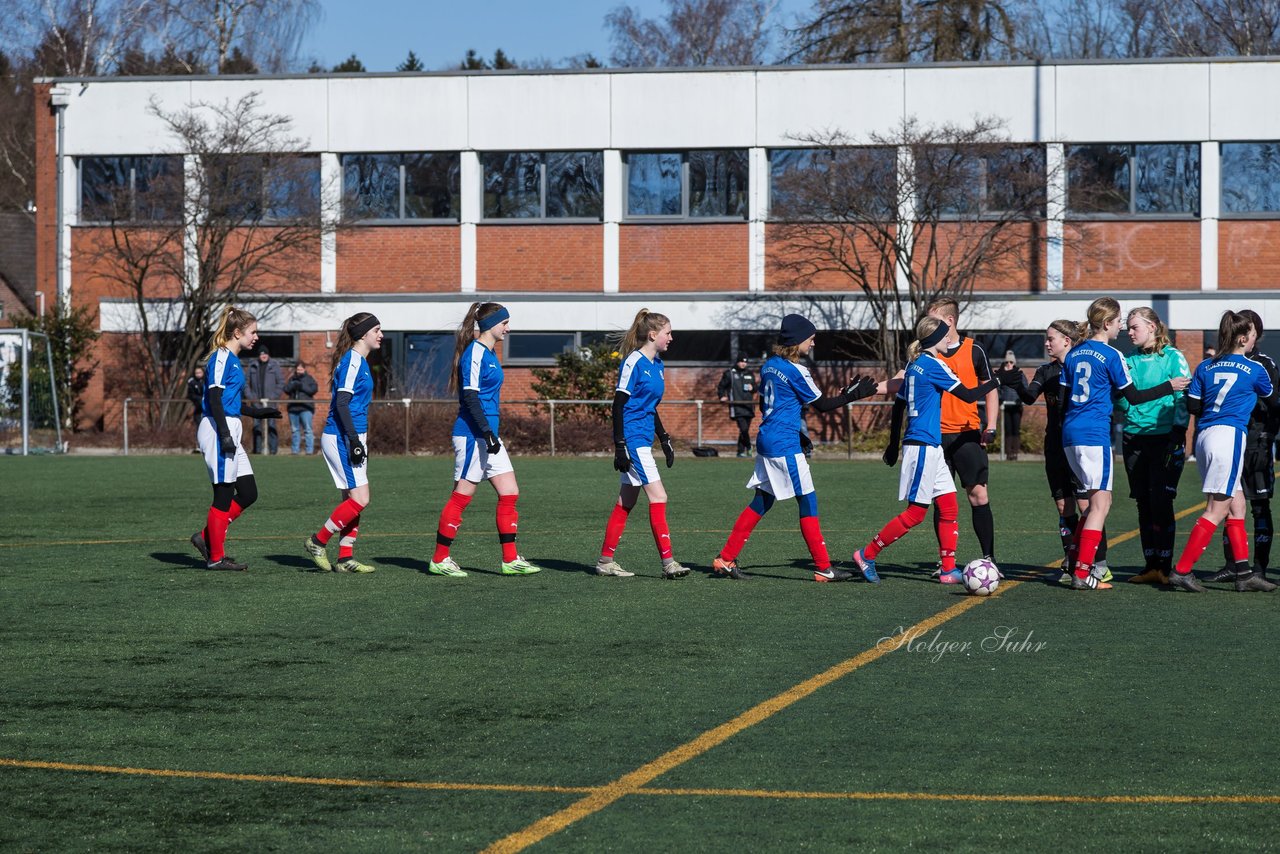 Bild 140 - B-Juniorinnen Halbfinale SVHU - Holstein Kiel : Ergebnis: 3:0